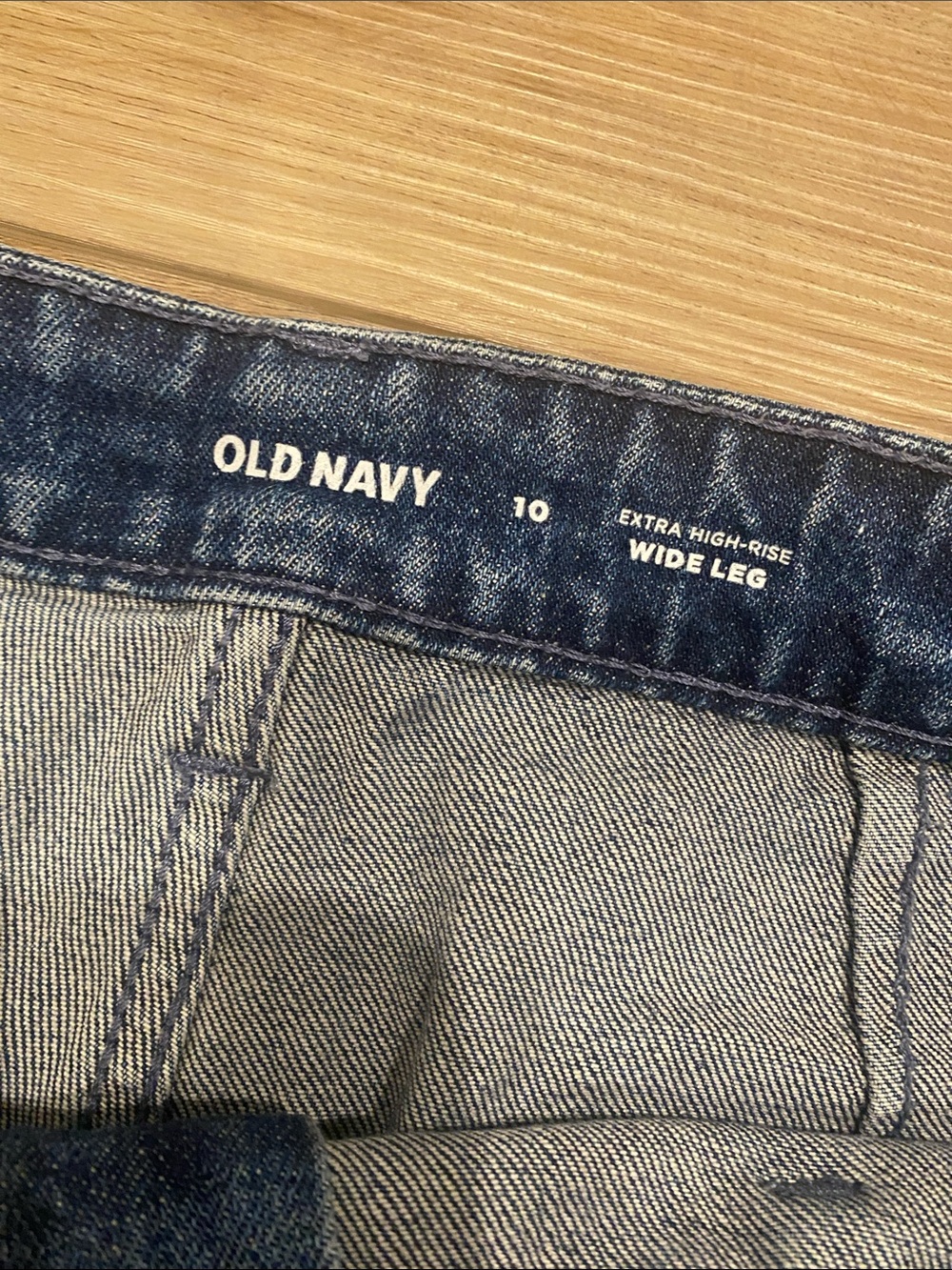 Old Navy Extra High-Rise Wide Leg Jeans in Dark Blue Sz 10 - Picture 3 of 5
